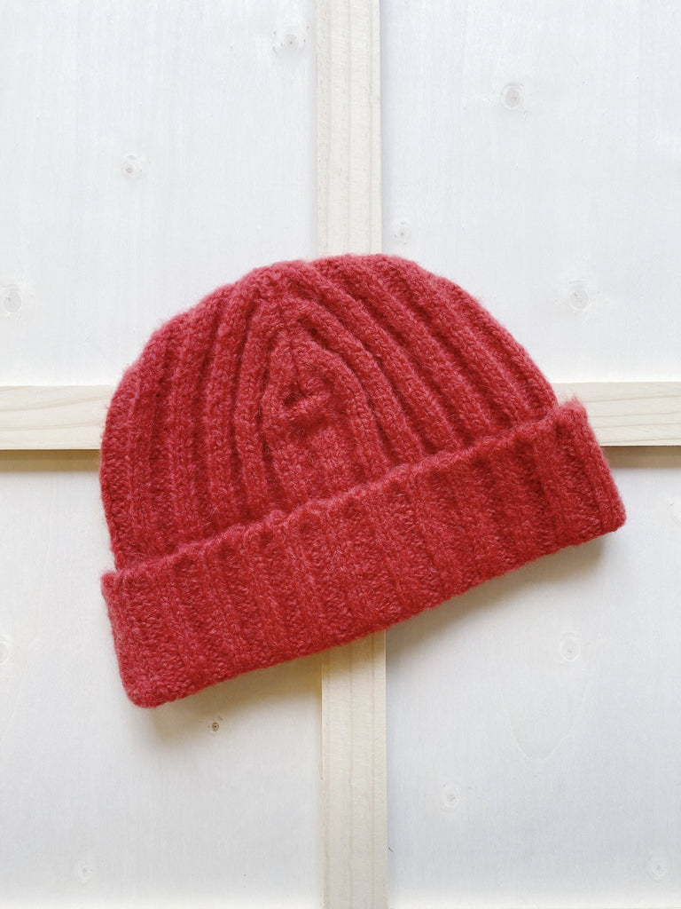 young blood boutique Hansel from Basel poppy knit beanie hat red